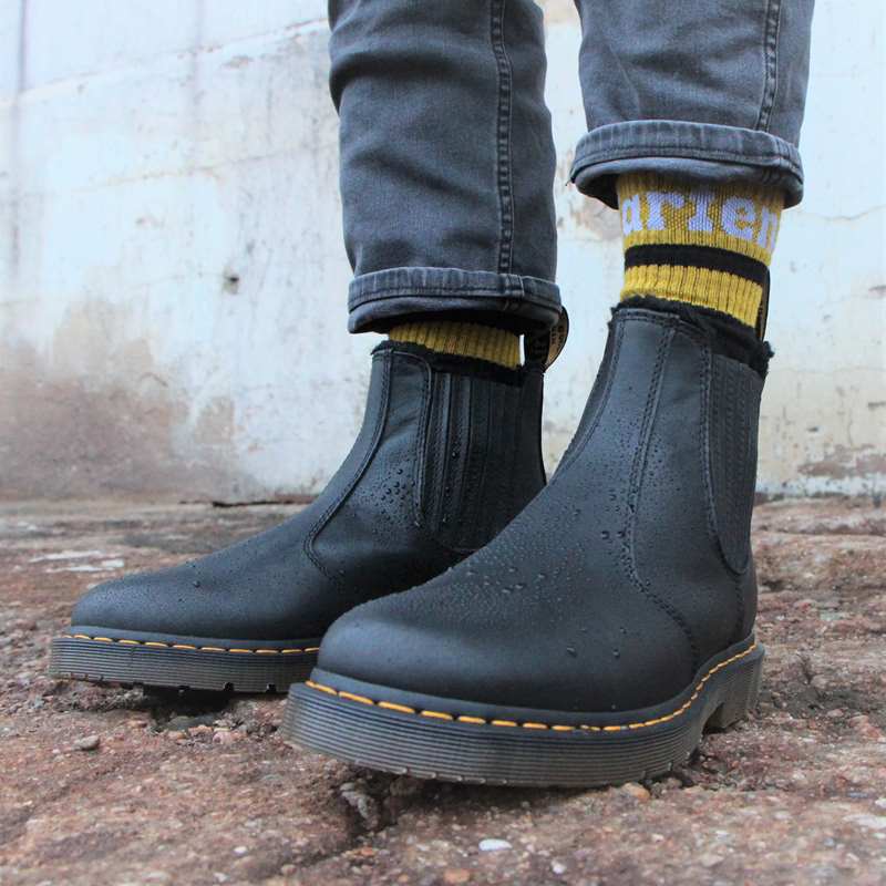 Dr martens chelsea winter grip on sale