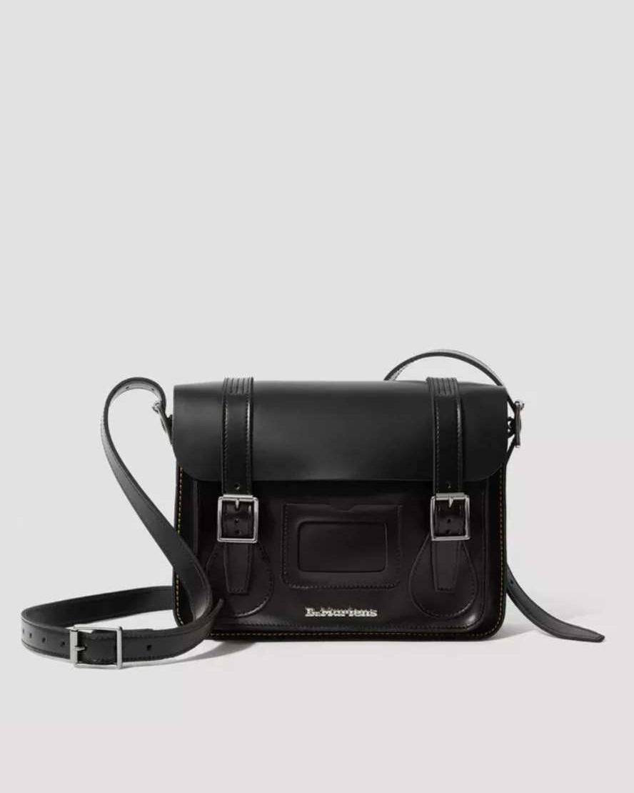 Dr.-Martens-11-Inch-Kiev-Smooth-Leather-Satchel-Black-AB097001-1 Dr. Martens 11-Inch Kiev Smooth Leather Satchel Black — изображение 1